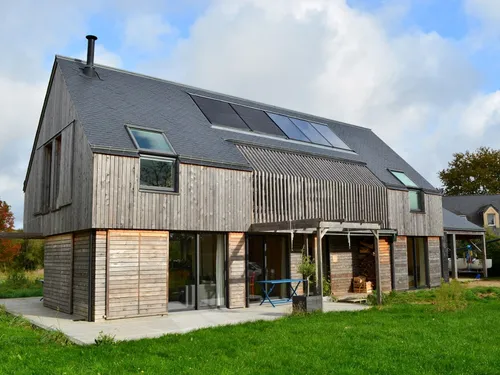 Cop 26 : une maison bioclimatique conçue à Ploemel